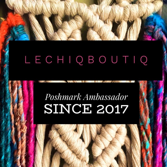 Blush 4 petals Matte Painted Metal Flower Earrings - Picture 5 of 5